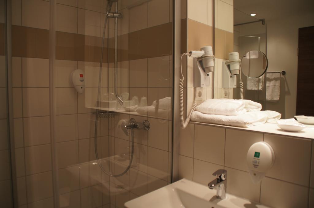 Euro Hotel Friedberg Habitación foto