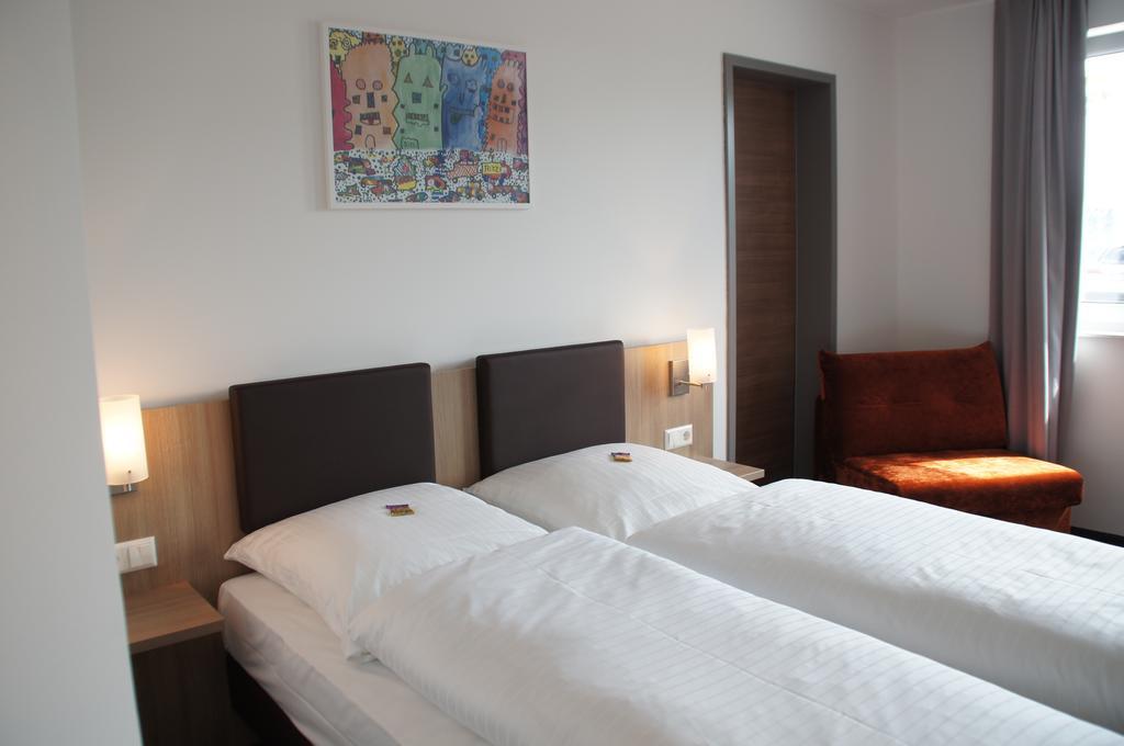 Euro Hotel Friedberg Habitación foto